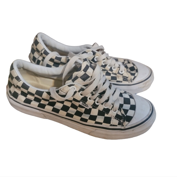 VANS Classic Checkerboard Lace-up Sneakers Size 8 - Picture 3 of 6